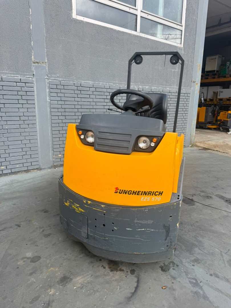 Used Forklift Jungheinrich EZS 570 Baujahr 2013 Std. 5842 Ohne Akku Vilkikas (Image 2) Used Forklift Jungheinrich EZS 570 Baujahr 2013 Std. 5842 Ohne Akku Vilkikas (Image 2)