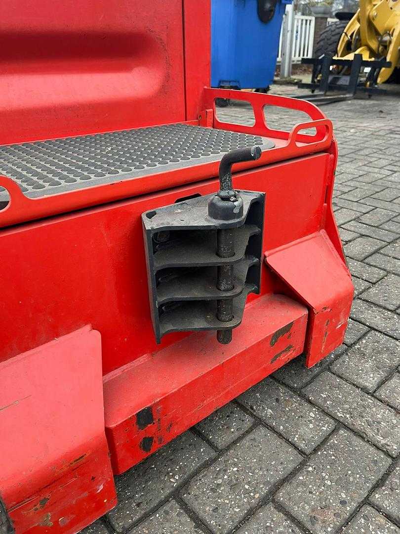 Used Forklift Linde P 30 Vilkikas (Image 8) Used Forklift Linde P 30 Vilkikas (Image 8)
