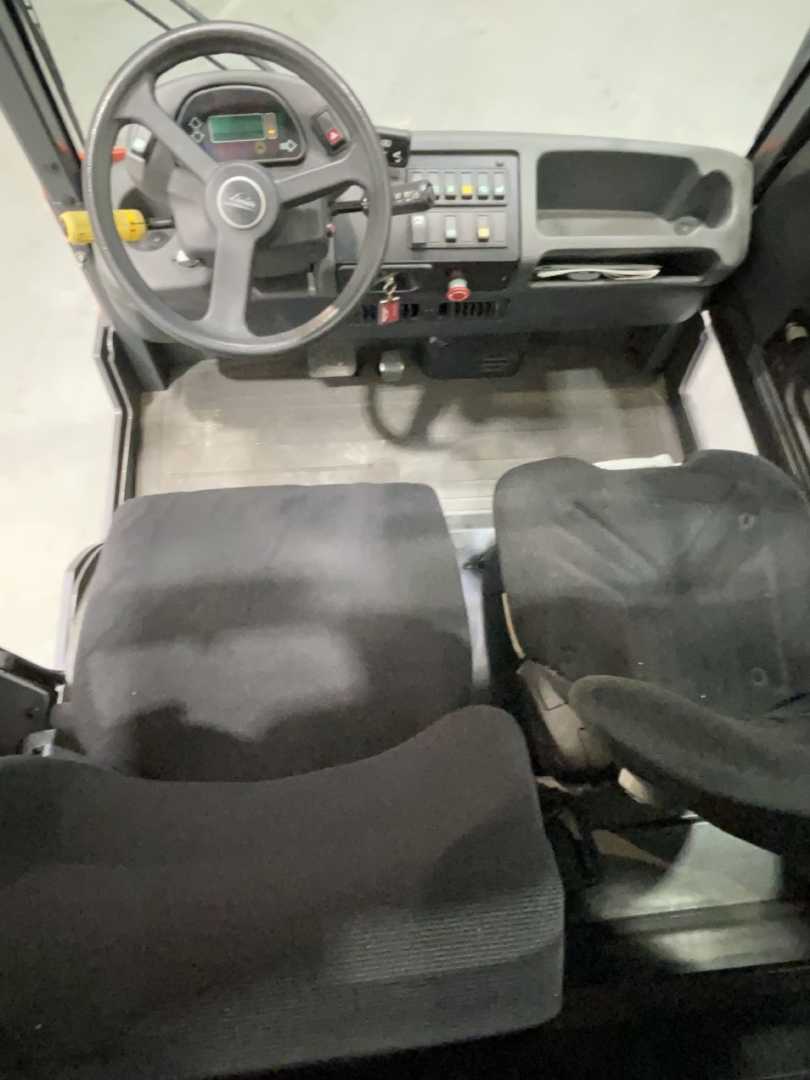 Used Forklift Linde P250-127 Vilkikas (Image 7) Used Forklift Linde P250-127 Vilkikas (Image 7)