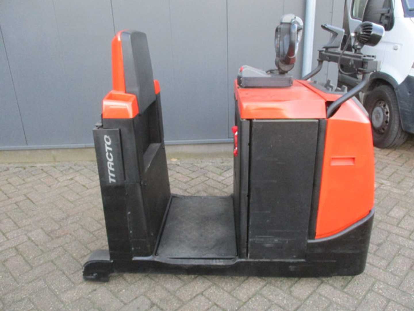 Used Forklift Toyota TSE300 Tracto Vilkikas (Image 1)