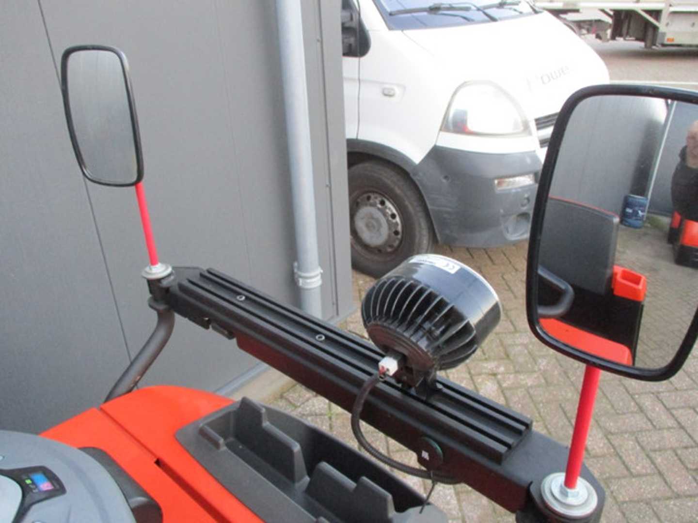 Used Forklift Toyota TSE300 Tracto Vilkikas (Image 3)