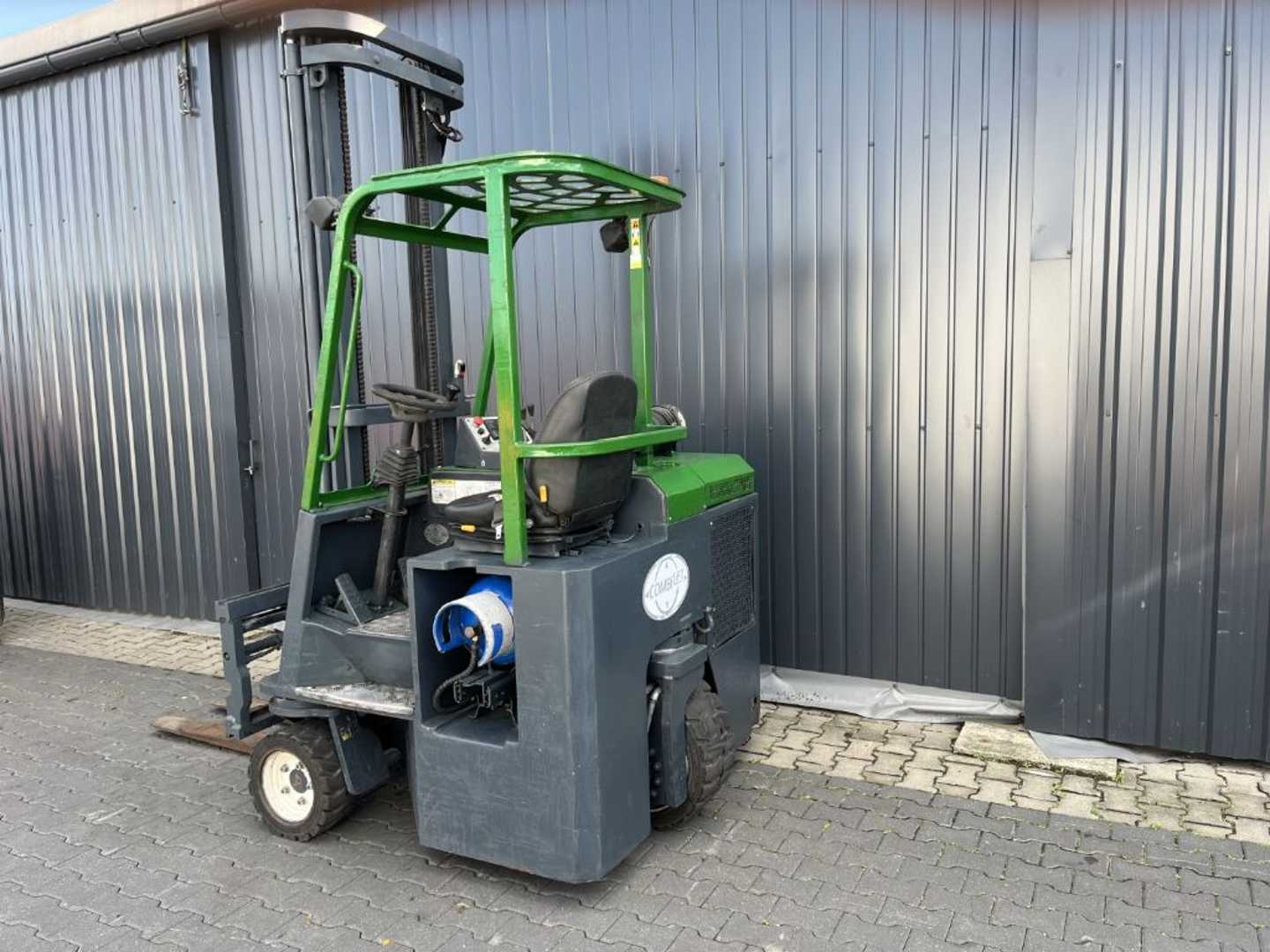 Used Forklift Combilift C3000CB Šoninis krautuvas (Image 3) Used Forklift Combilift C3000CB Šoninis krautuvas (Image 3)