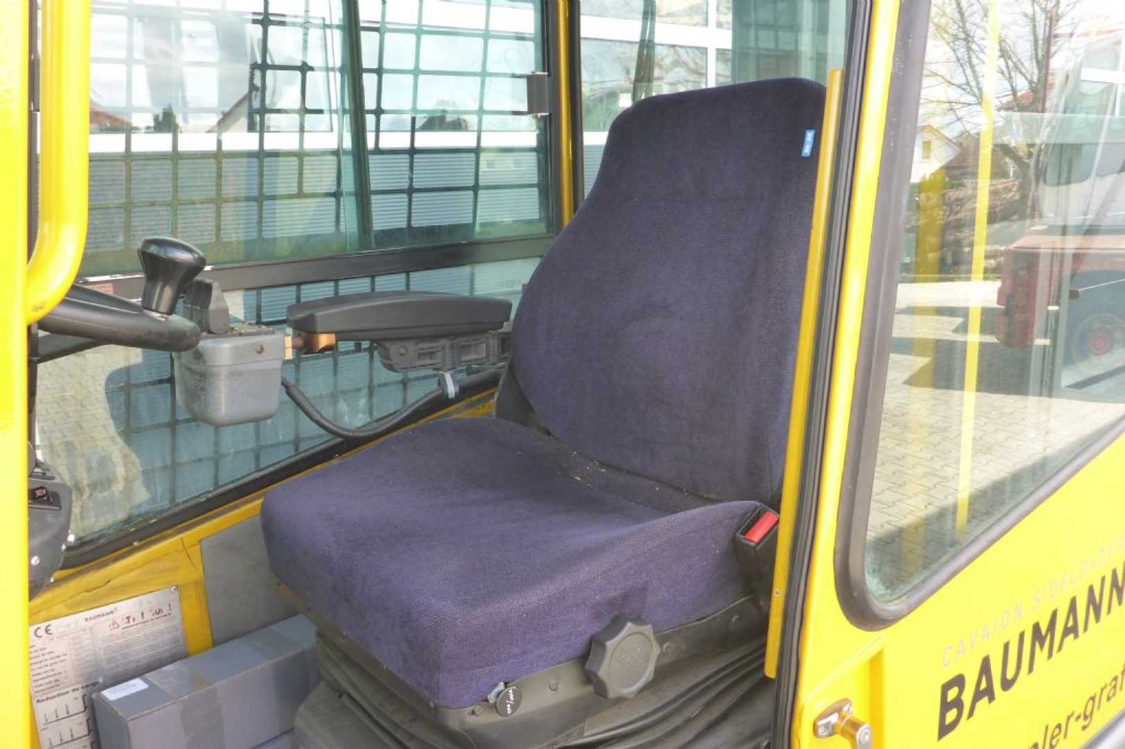 Used Forklift Baumann HX40/14-13.2/45 ST Šoninis krautuvas (Image 3) Used Forklift Baumann HX40/14-13.2/45 ST Šoninis krautuvas (Image 3)