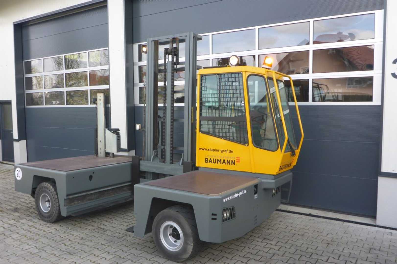 Used Forklift Baumann HX40/14-13.2/45 ST Šoninis krautuvas (Image 4) Used Forklift Baumann HX40/14-13.2/45 ST Šoninis krautuvas (Image 4)