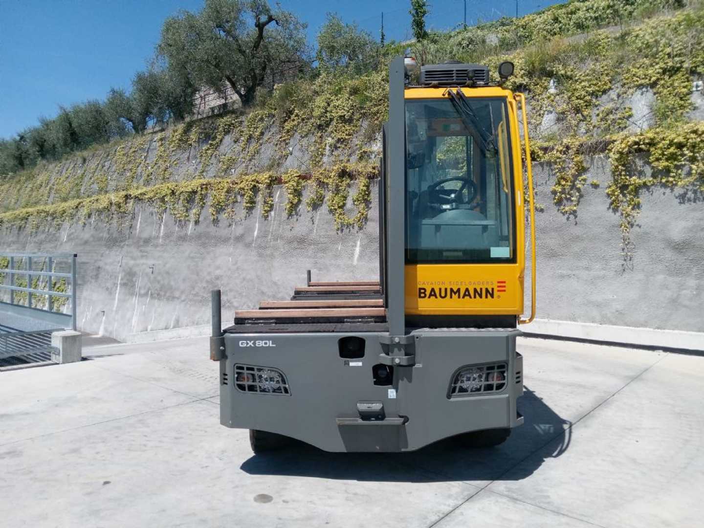 Used Forklift Baumann GX 80L/12/40 ST Šoninis krautuvas (Image 3) Used Forklift Baumann GX 80L/12/40 ST Šoninis krautuvas (Image 3)