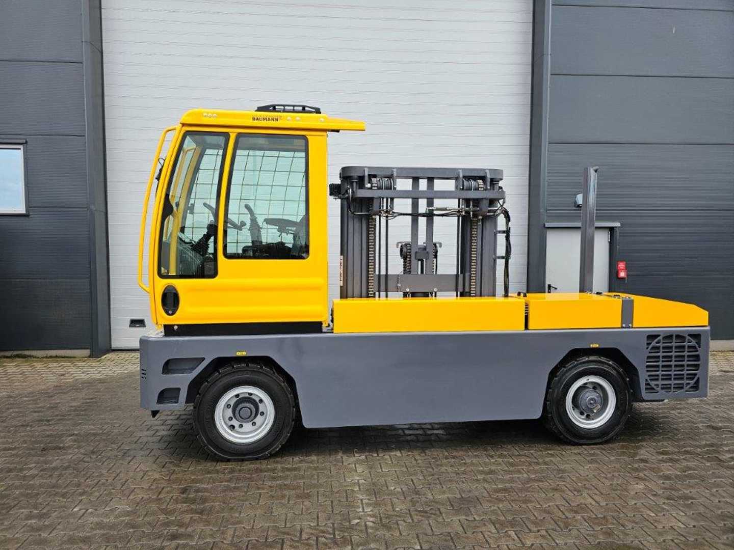 Used Forklift Baumann GX50/14/45TR - TRIPLEX Šoninis krautuvas (Image 3) Used Forklift Baumann GX50/14/45TR - TRIPLEX Šoninis krautuvas (Image 3)