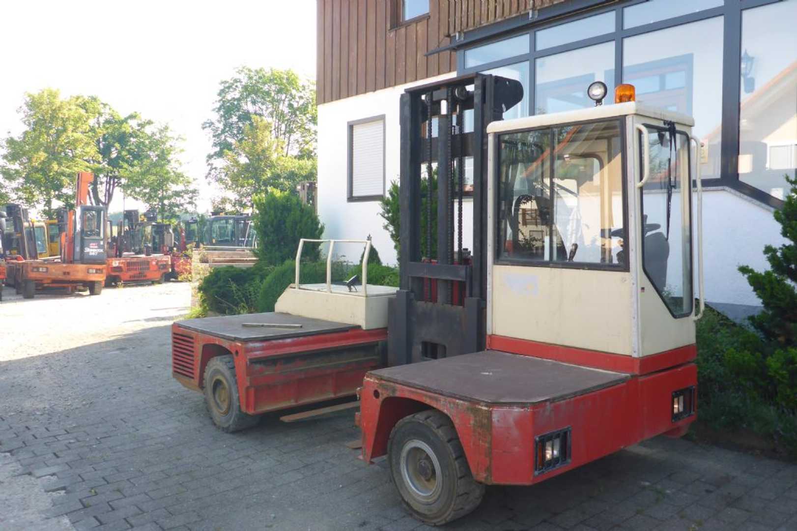 Used Forklift Fantuzzi SF40U Šoninis krautuvas (Image 4) Used Forklift Fantuzzi SF40U Šoninis krautuvas (Image 4)