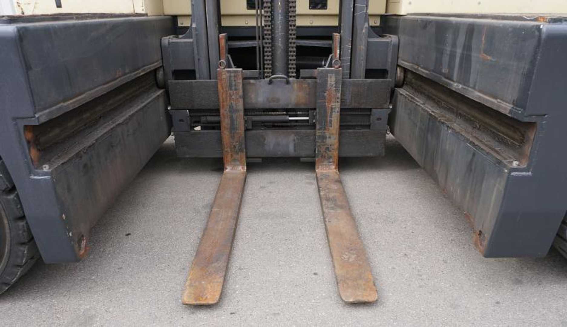 Used Forklift Hubtex S40E Šoninis krautuvas (Image 8) Used Forklift Hubtex S40E Šoninis krautuvas (Image 8)