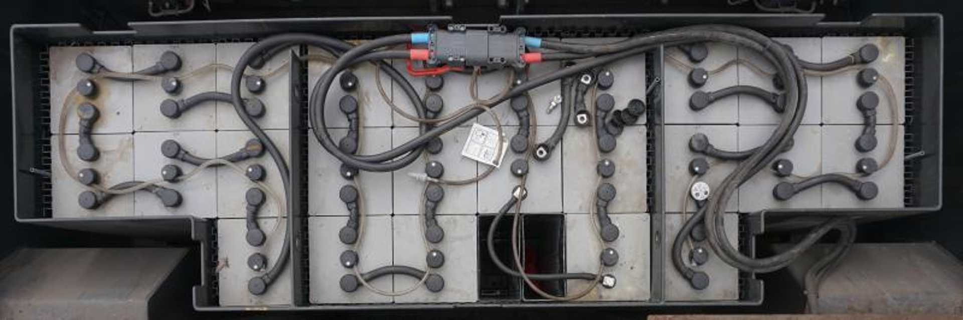 Used Forklift Hubtex S40E Šoninis krautuvas (Image 9) Used Forklift Hubtex S40E Šoninis krautuvas (Image 9)