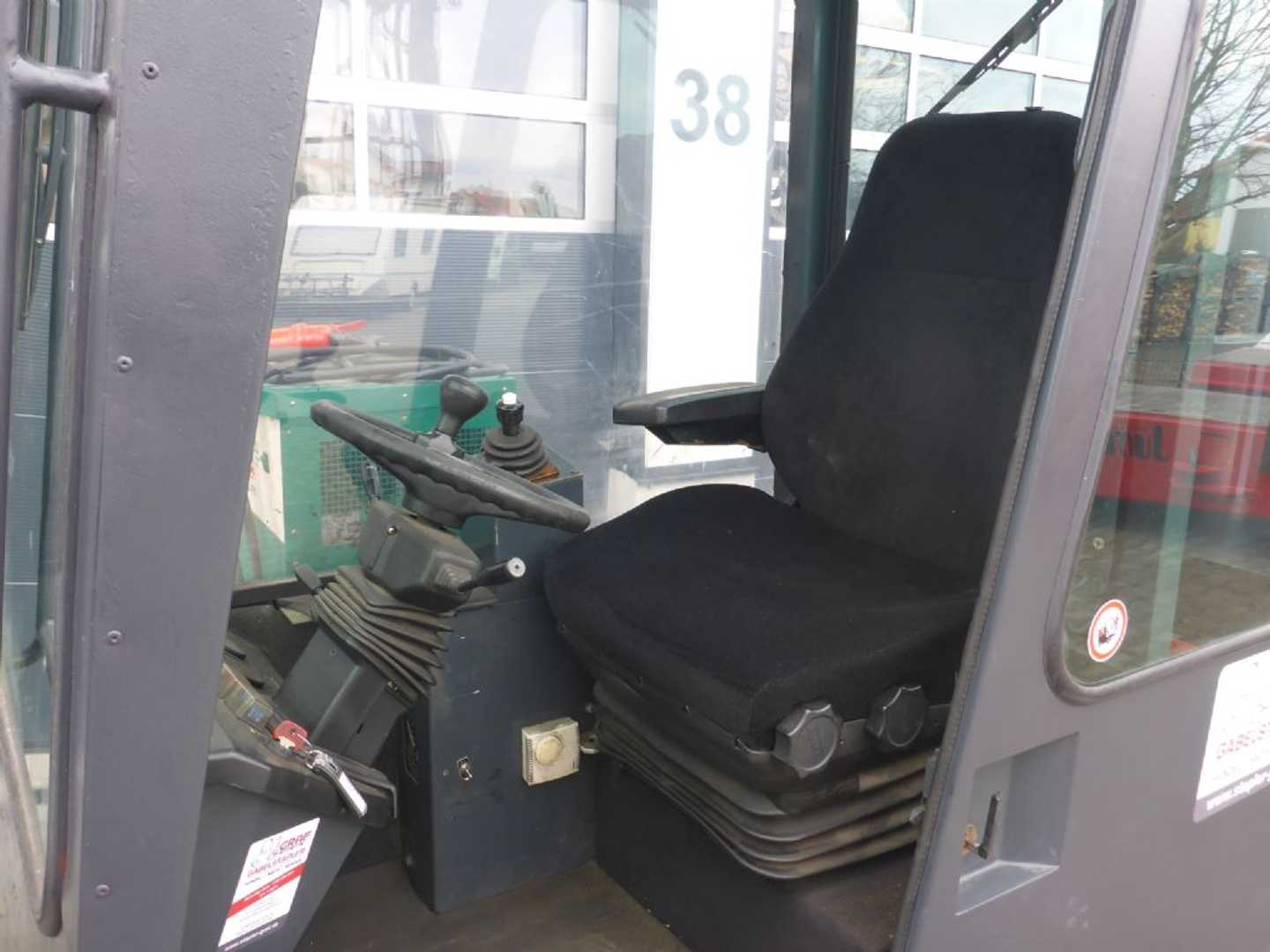 Used Forklift Jumbo L/ESN 50/16/55 Šoninis krautuvas (Image 3) Used Forklift Jumbo L/ESN 50/16/55 Šoninis krautuvas (Image 3)