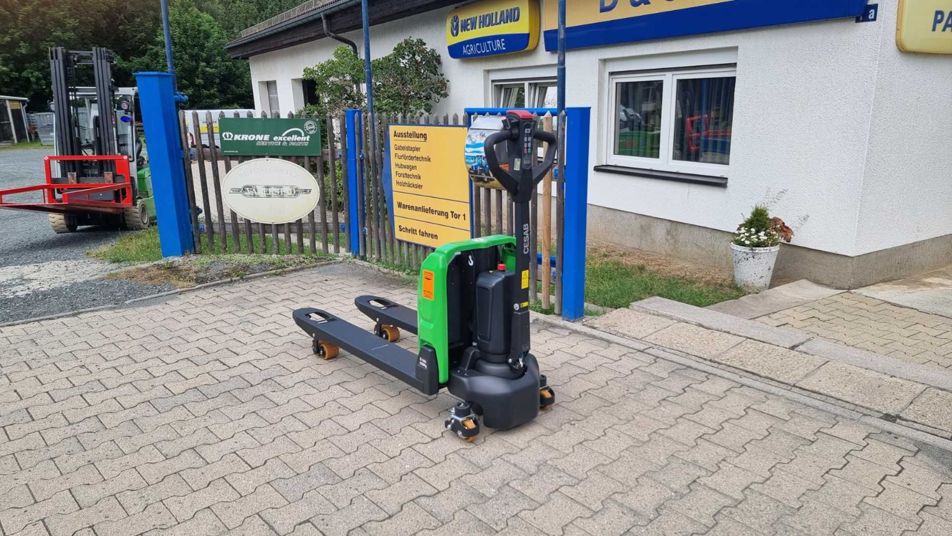 Used Forklift Cesab P015i Žemas vežimėlis (pusiau elektrinis) (Image 3) Used Forklift Cesab P015i Žemas vežimėlis (pusiau elektrinis) (Image 3)