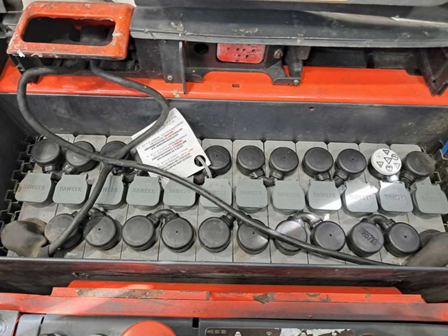 Used Forklift Linde T16L Žemas vežimėlis (pusiau elektrinis) (Image 7) Used Forklift Linde T16L Žemas vežimėlis (pusiau elektrinis) (Image 7)