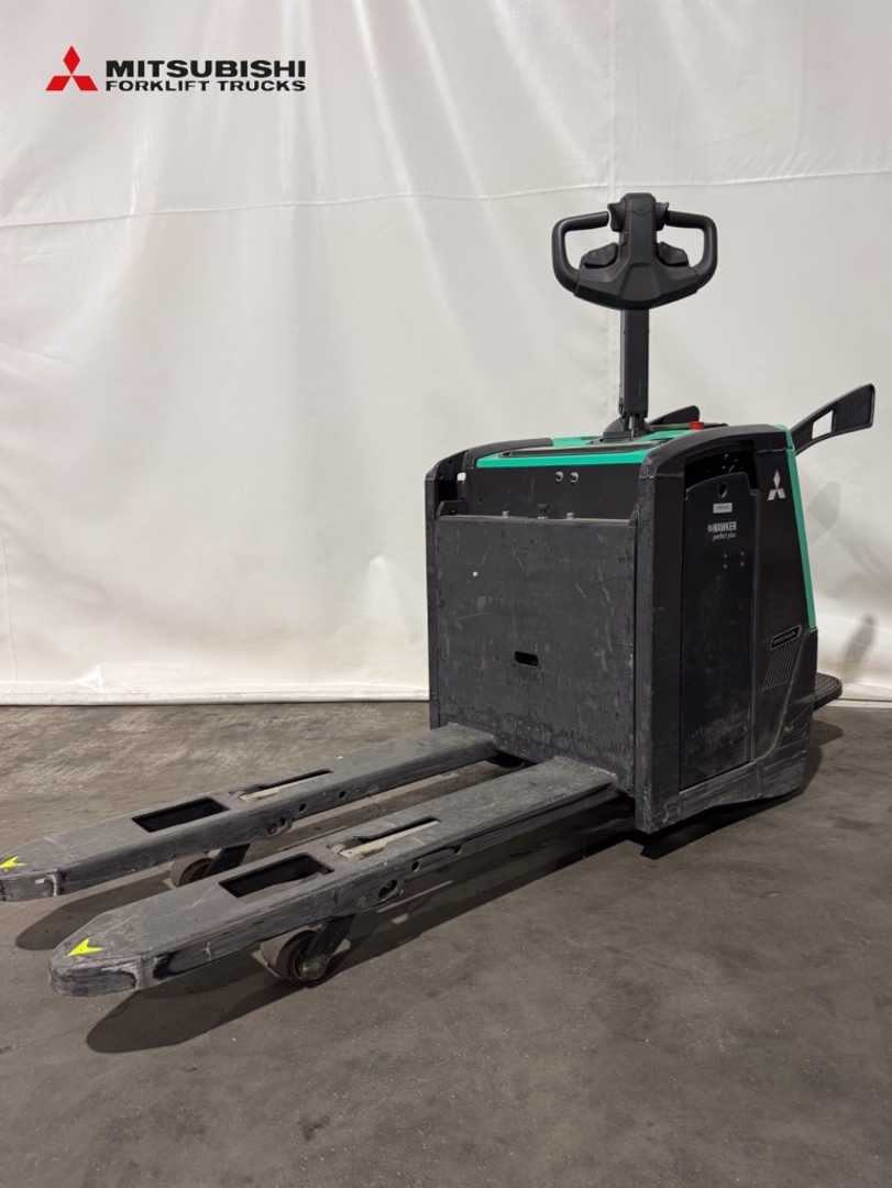 Used Forklift Mitsubishi PBV25N3 - 207 Std. - HH 135 mm - Niederhubwagen Žemas vežimėlis (pusiau elektrinis) (Image 2) Used Forklift Mitsubishi PBV25N3 - 207 Std. - HH 135 mm - Niederhubwagen Žemas vežimėlis (pusiau elektrinis) (Image 2)