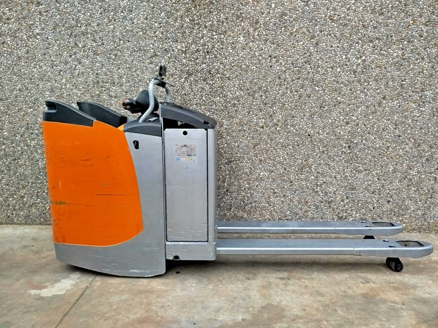 Used Forklift STILL EXU-S22 Žemas vežimėlis (pusiau elektrinis) (Image 2)