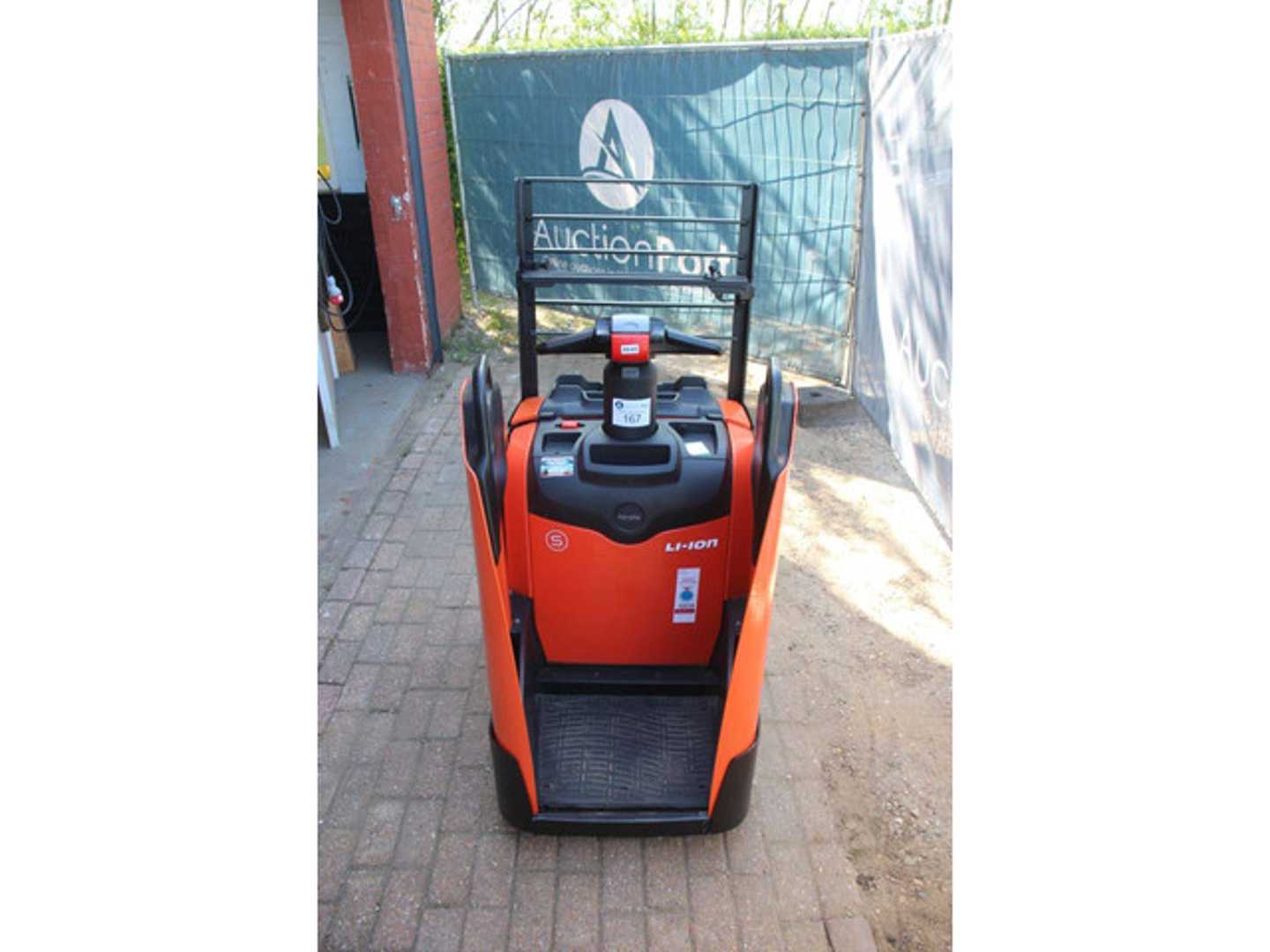 Used Forklift Toyota LPE250 Žemas vežimėlis (pusiau elektrinis) (Image 4)