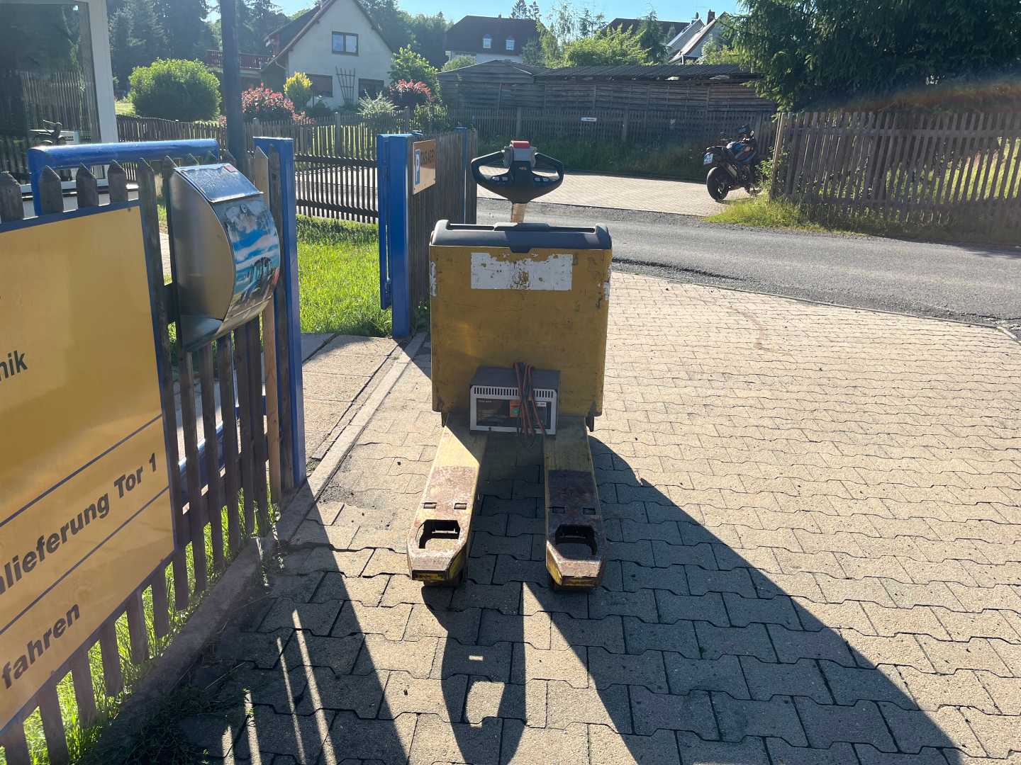 Used Forklift Yale MP16 Žemas vežimėlis (pusiau elektrinis) (Image 4)