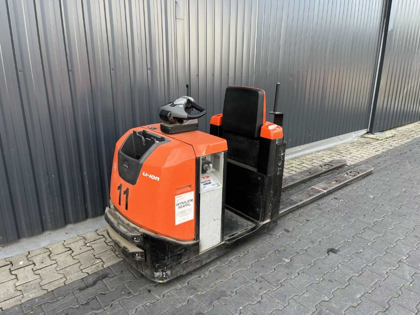 Used Forklift BT OSE250 Žemo kėlimo krautuvas (< 2,5 m) (Image 1) Used Forklift BT OSE250 Žemo kėlimo krautuvas (< 2,5 m) (Image 1)