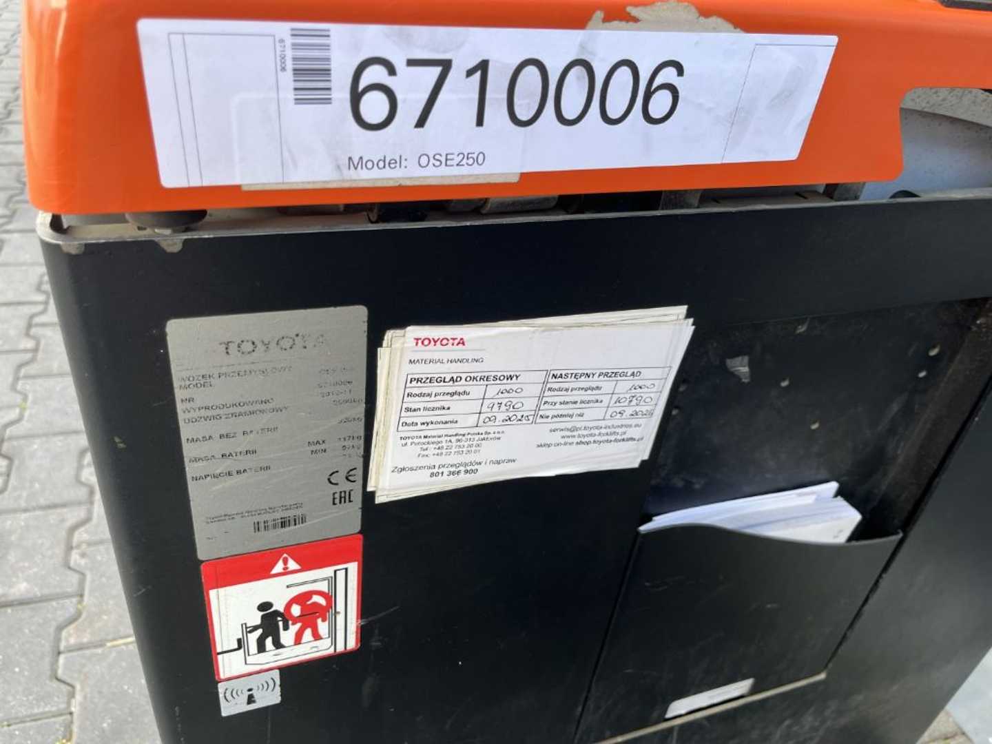 Used Forklift BT OSE250 Žemo kėlimo krautuvas (< 2,5 m) (Image 4) Used Forklift BT OSE250 Žemo kėlimo krautuvas (< 2,5 m) (Image 4)