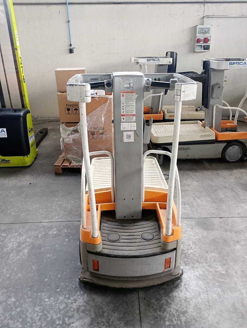 Used Forklift Crown WAV50-118 Žemo kėlimo krautuvas (< 2,5 m) (Image 4)