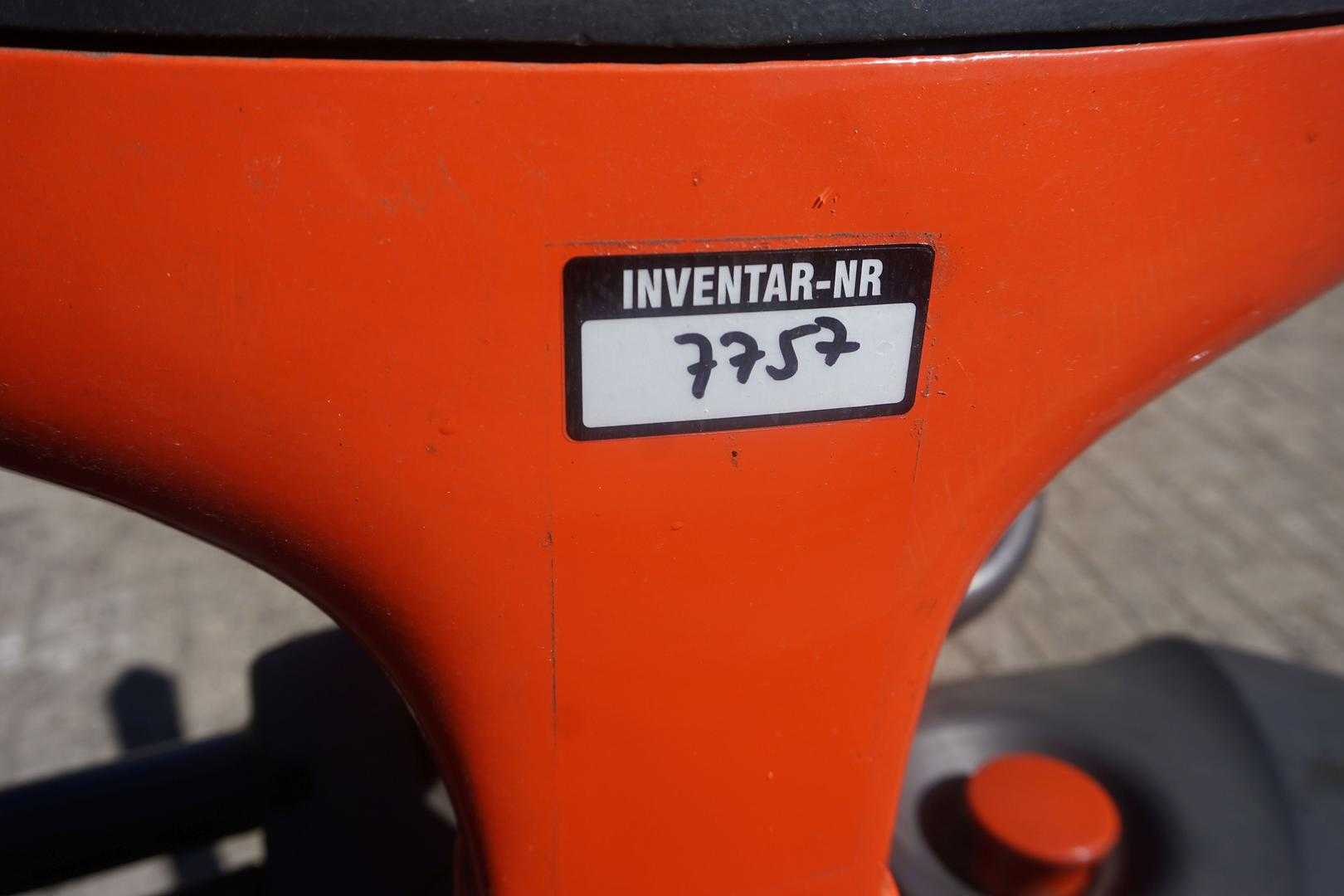 Used Forklift Linde T 20 AP Žemo kėlimo krautuvas (< 2,5 m) (Image 2) Used Forklift Linde T 20 AP Žemo kėlimo krautuvas (< 2,5 m) (Image 2)