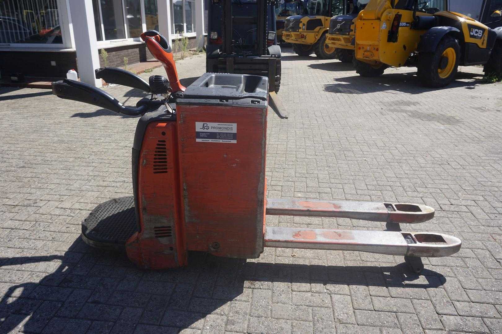 Used Forklift Linde T 20 AP Žemo kėlimo krautuvas (< 2,5 m) (Image 4) Used Forklift Linde T 20 AP Žemo kėlimo krautuvas (< 2,5 m) (Image 4)