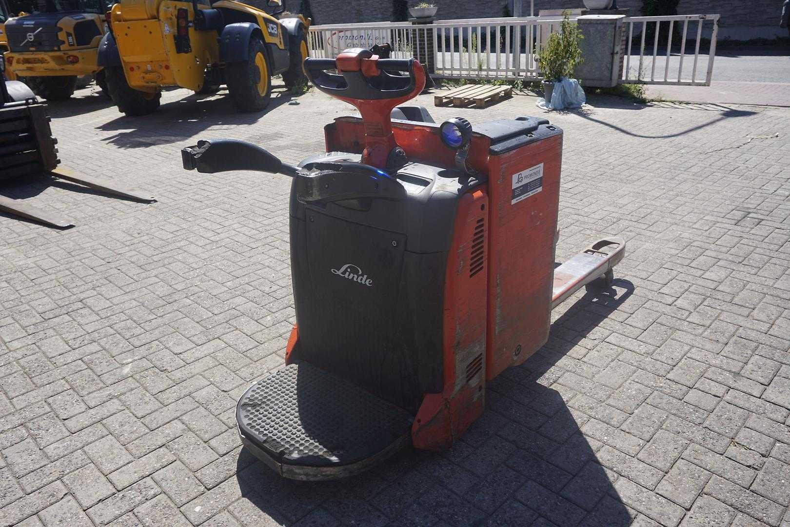 Used Forklift Linde T 20 AP Žemo kėlimo krautuvas (< 2,5 m) (Image 5) Used Forklift Linde T 20 AP Žemo kėlimo krautuvas (< 2,5 m) (Image 5)