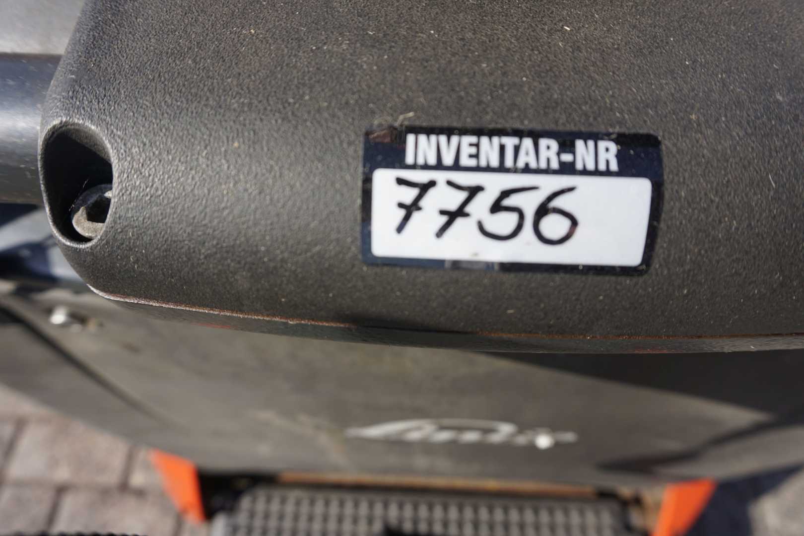Used Forklift Linde T 20 AP Žemo kėlimo krautuvas (< 2,5 m) (Image 5) Used Forklift Linde T 20 AP Žemo kėlimo krautuvas (< 2,5 m) (Image 5)
