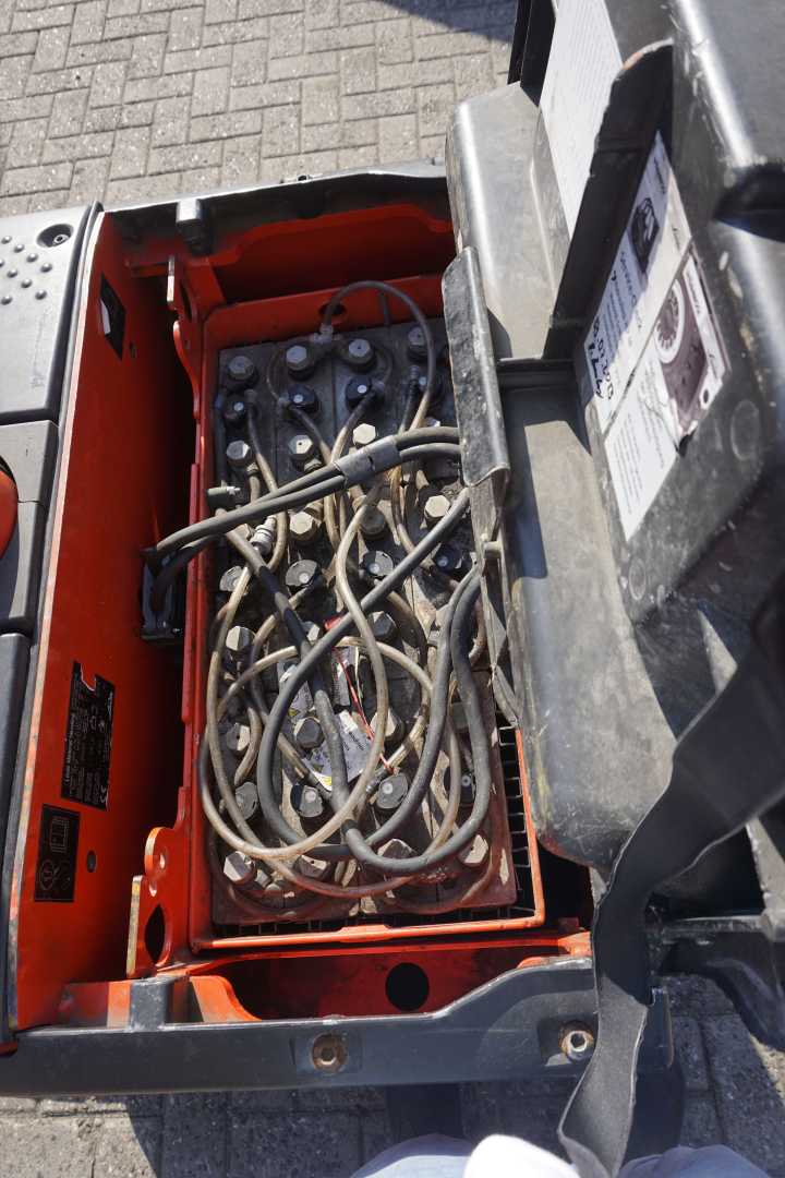 Used Forklift Linde T 20 AP Žemo kėlimo krautuvas (< 2,5 m) (Image 7) Used Forklift Linde T 20 AP Žemo kėlimo krautuvas (< 2,5 m) (Image 7)