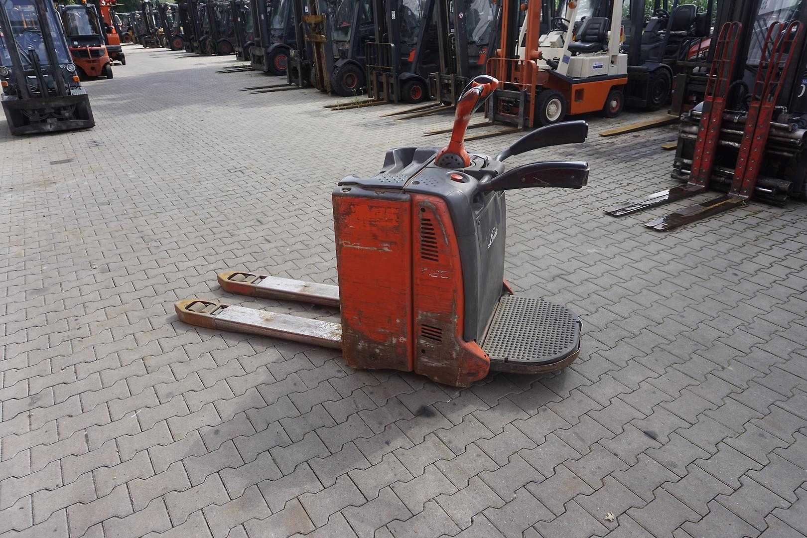 Used Forklift Linde T 20 AP Žemo kėlimo krautuvas (< 2,5 m) (Image 3) Used Forklift Linde T 20 AP Žemo kėlimo krautuvas (< 2,5 m) (Image 3)