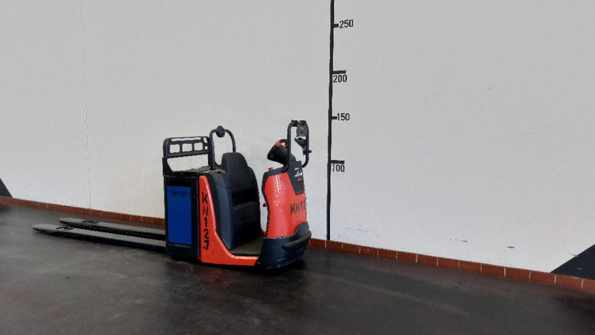 Used Forklift Linde N20 : 2,0t Žemo kėlimo krautuvas (< 2,5 m) (Image 3)