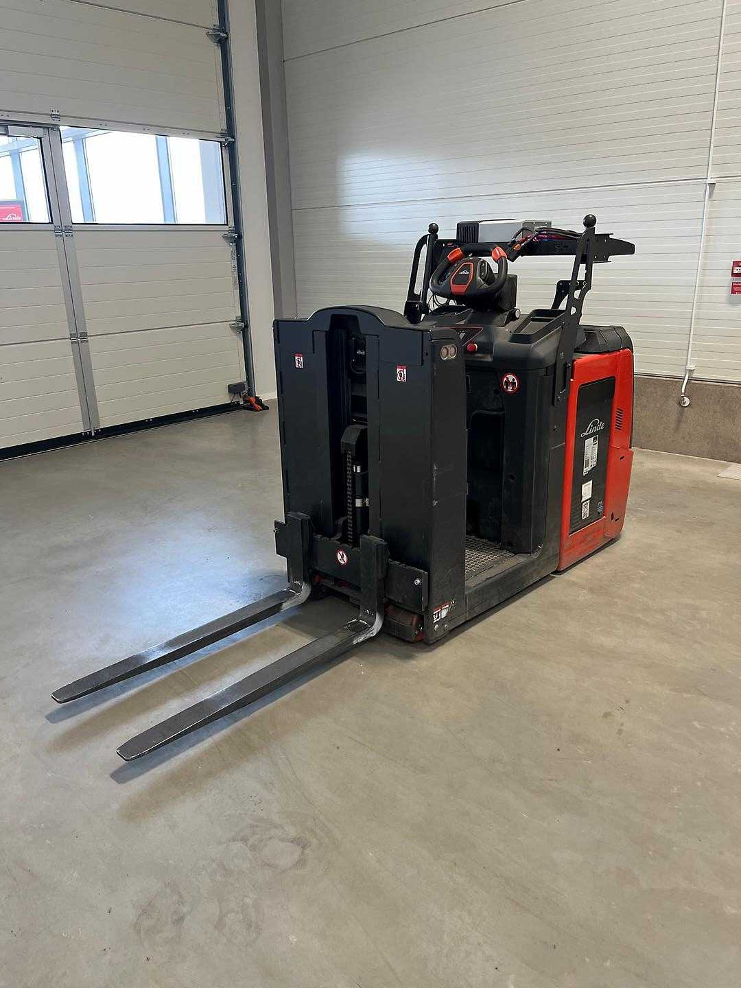 Used Forklift Linde V08 Žemo kėlimo krautuvas (< 2,5 m) (Image 1)