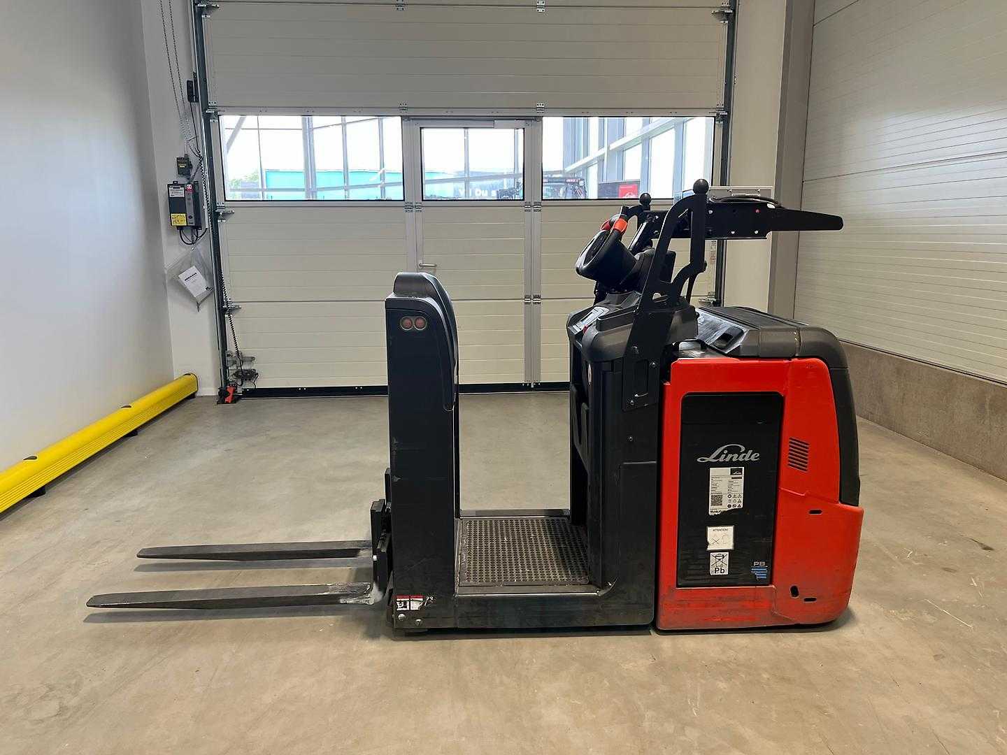 Used Forklift Linde V08 Žemo kėlimo krautuvas (< 2,5 m) (Image 2)