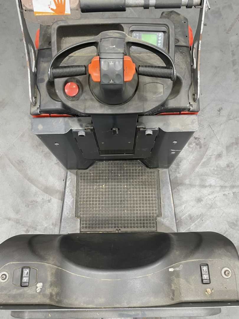 Used Forklift Linde N20C-1111 Žemo kėlimo krautuvas (< 2,5 m) (Image 7) Used Forklift Linde N20C-1111 Žemo kėlimo krautuvas (< 2,5 m) (Image 7)
