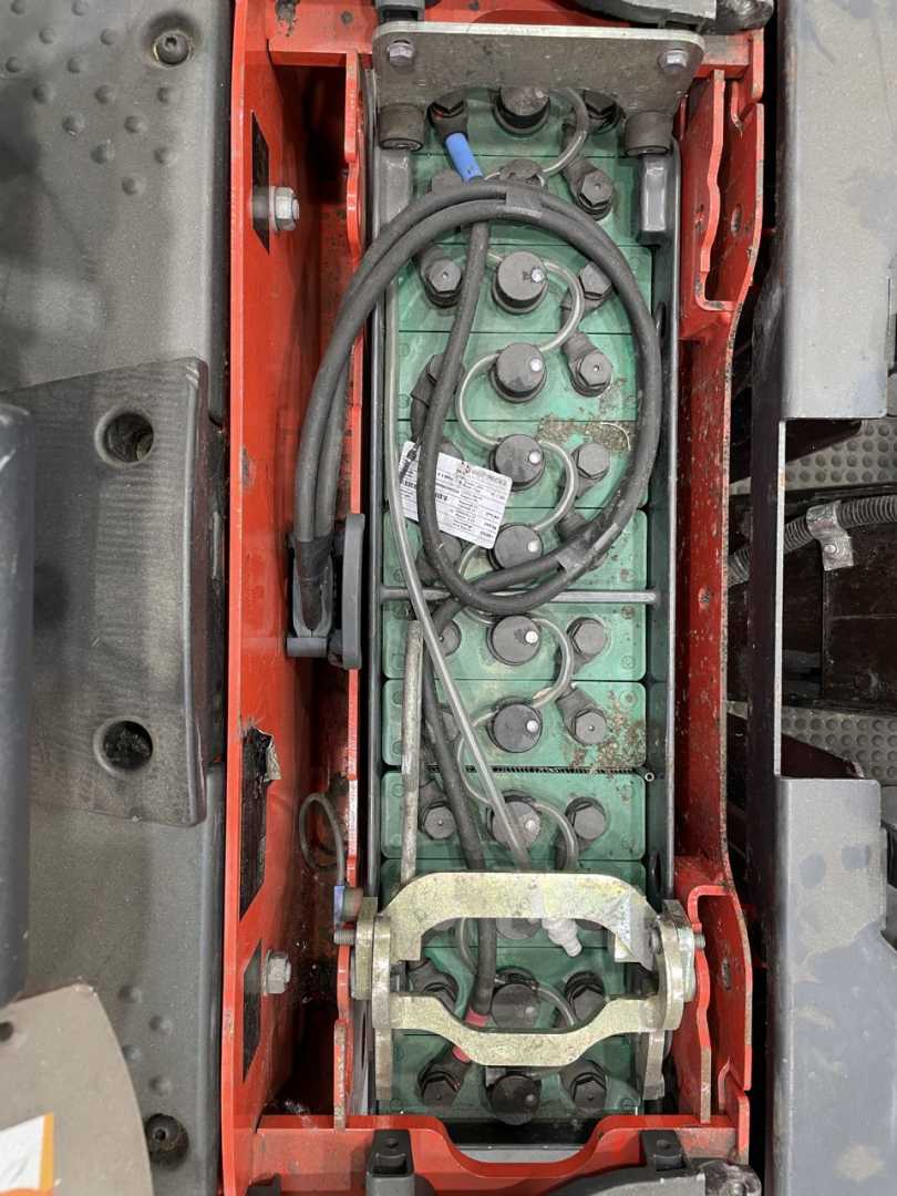 Used Forklift Linde N20C-1111 Žemo kėlimo krautuvas (< 2,5 m) (Image 8) Used Forklift Linde N20C-1111 Žemo kėlimo krautuvas (< 2,5 m) (Image 8)
