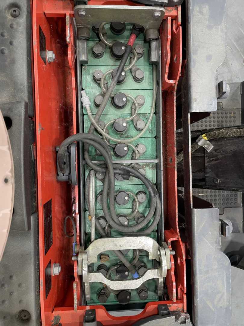 Used Forklift Linde N20C-1111 Žemo kėlimo krautuvas (< 2,5 m) (Image 8) Used Forklift Linde N20C-1111 Žemo kėlimo krautuvas (< 2,5 m) (Image 8)