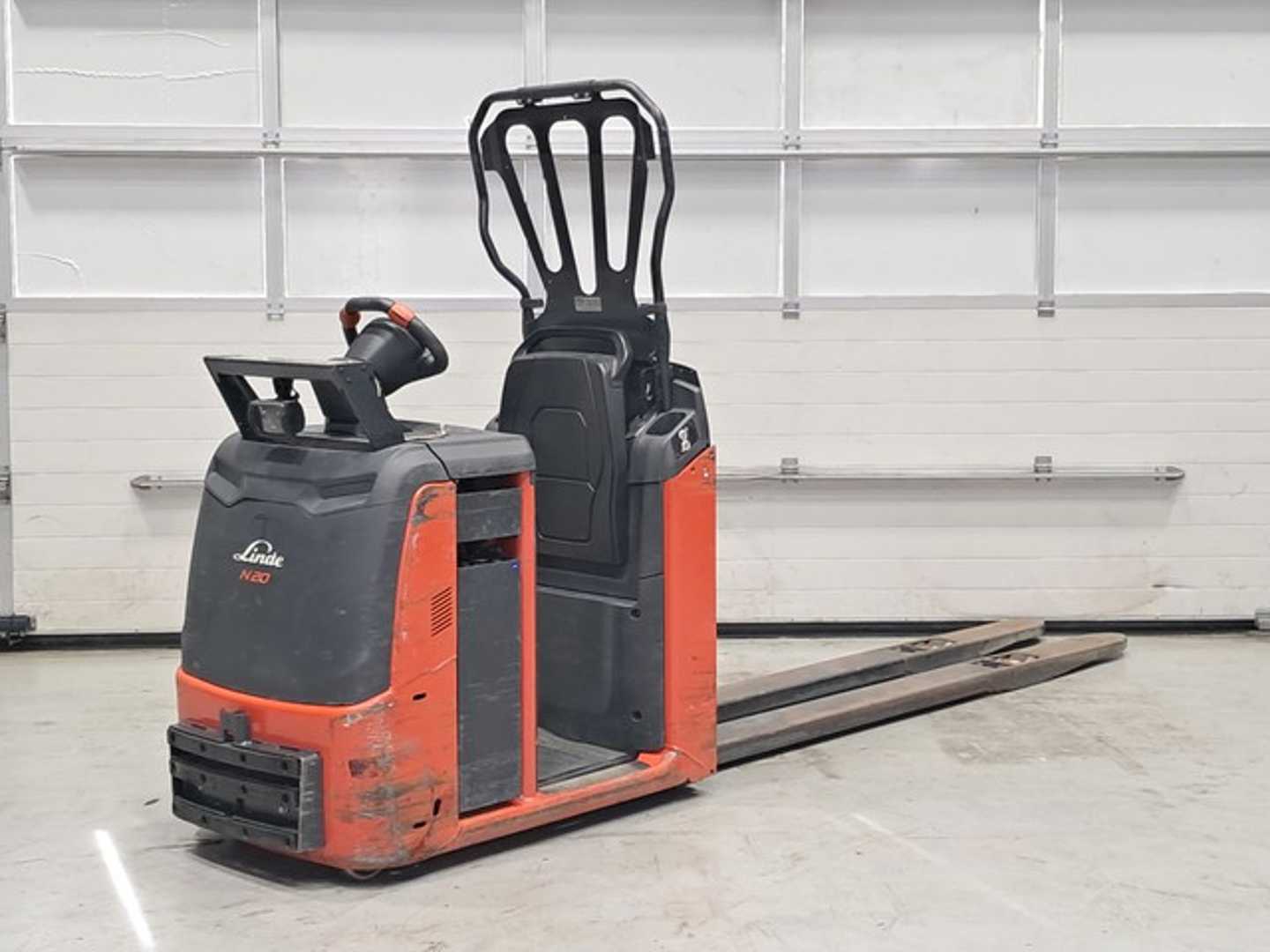 Used Forklift Linde N20 Žemo kėlimo krautuvas (< 2,5 m) (Image 1) Used Forklift Linde N20 Žemo kėlimo krautuvas (< 2,5 m) (Image 1)