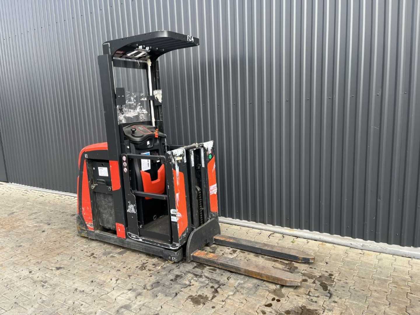 Used Forklift Linde V10 Žemo kėlimo krautuvas (< 2,5 m) (Image 3)