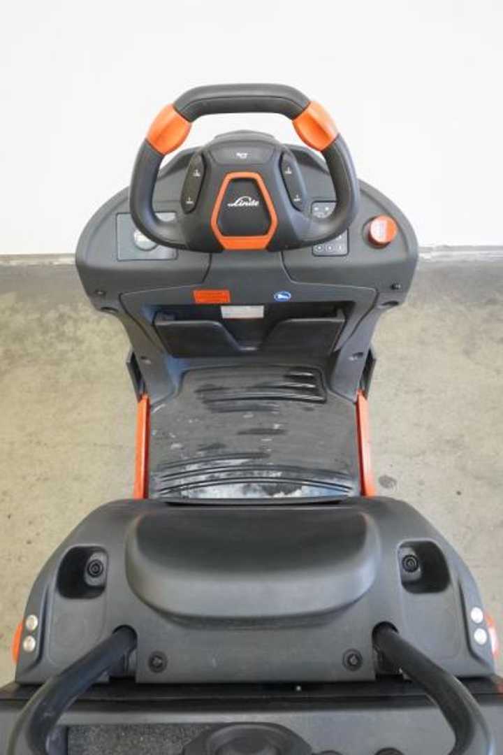 Used Forklift Linde N 20 B 1115-00 Žemo kėlimo krautuvas (< 2,5 m) (Image 3) Used Forklift Linde N 20 B 1115-00 Žemo kėlimo krautuvas (< 2,5 m) (Image 3)