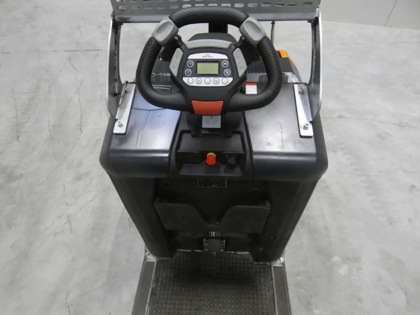 Used Forklift STILL OXV08 Žemo kėlimo krautuvas (< 2,5 m) (Image 3) Used Forklift STILL OXV08 Žemo kėlimo krautuvas (< 2,5 m) (Image 3)