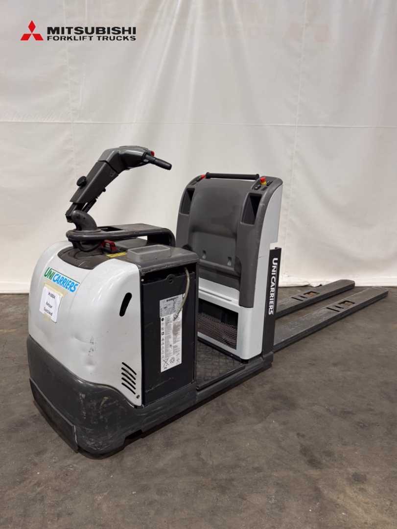 Used Forklift UniCarriers PPD250 - 1.100 Std. - Plattformhub 950mm Žemo kėlimo krautuvas (< 2,5 m) (Image 6)