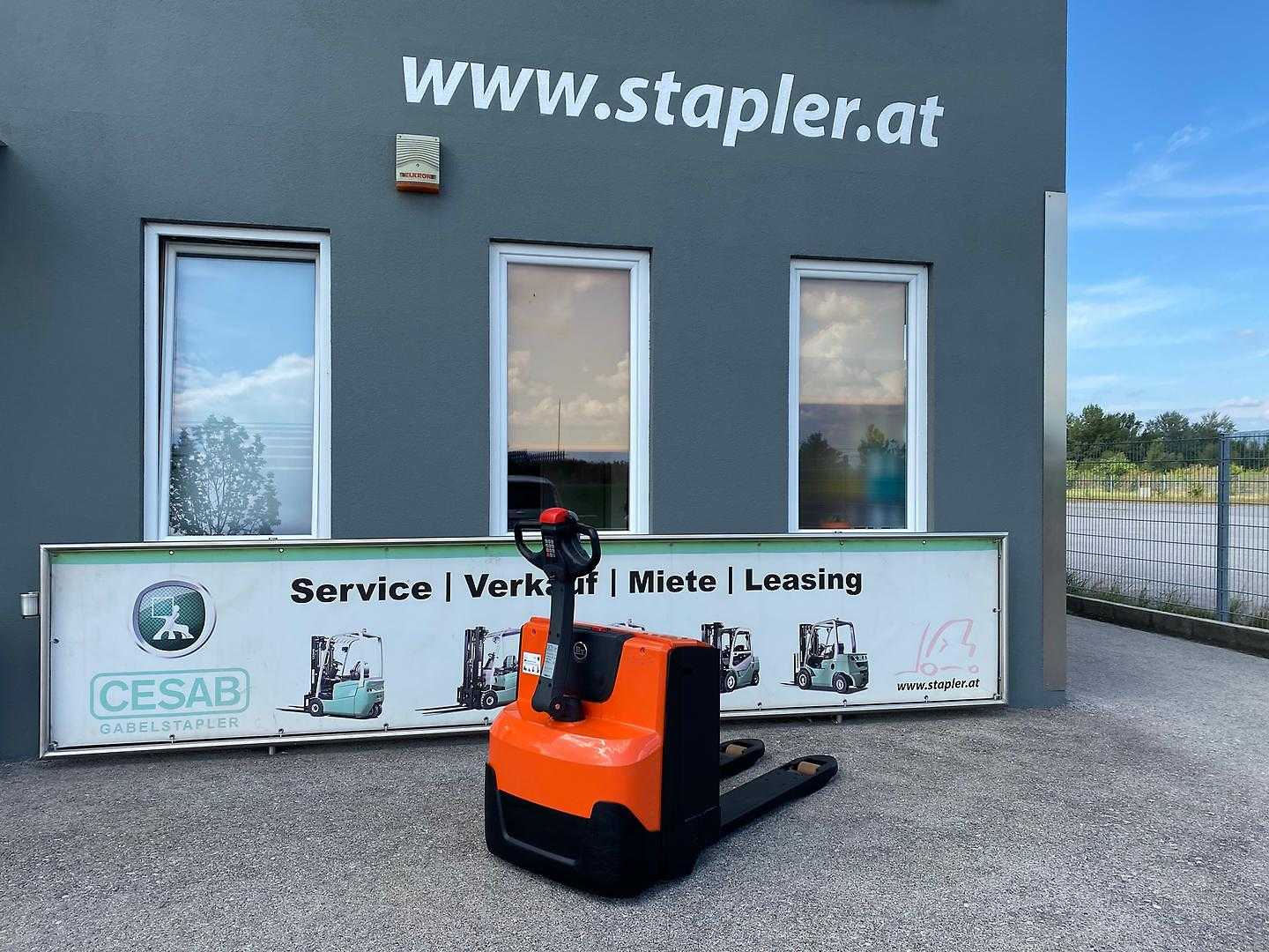 Used Forklift BT LWE200 Žemo kėlimo krautuvas su grąžulu (Image 1) Used Forklift BT LWE200 Žemo kėlimo krautuvas su grąžulu (Image 1)
