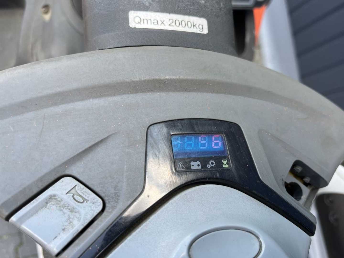 Used Forklift BT LPE200 Žemo kėlimo krautuvas su grąžulu (Image 7) Used Forklift BT LPE200 Žemo kėlimo krautuvas su grąžulu (Image 7)