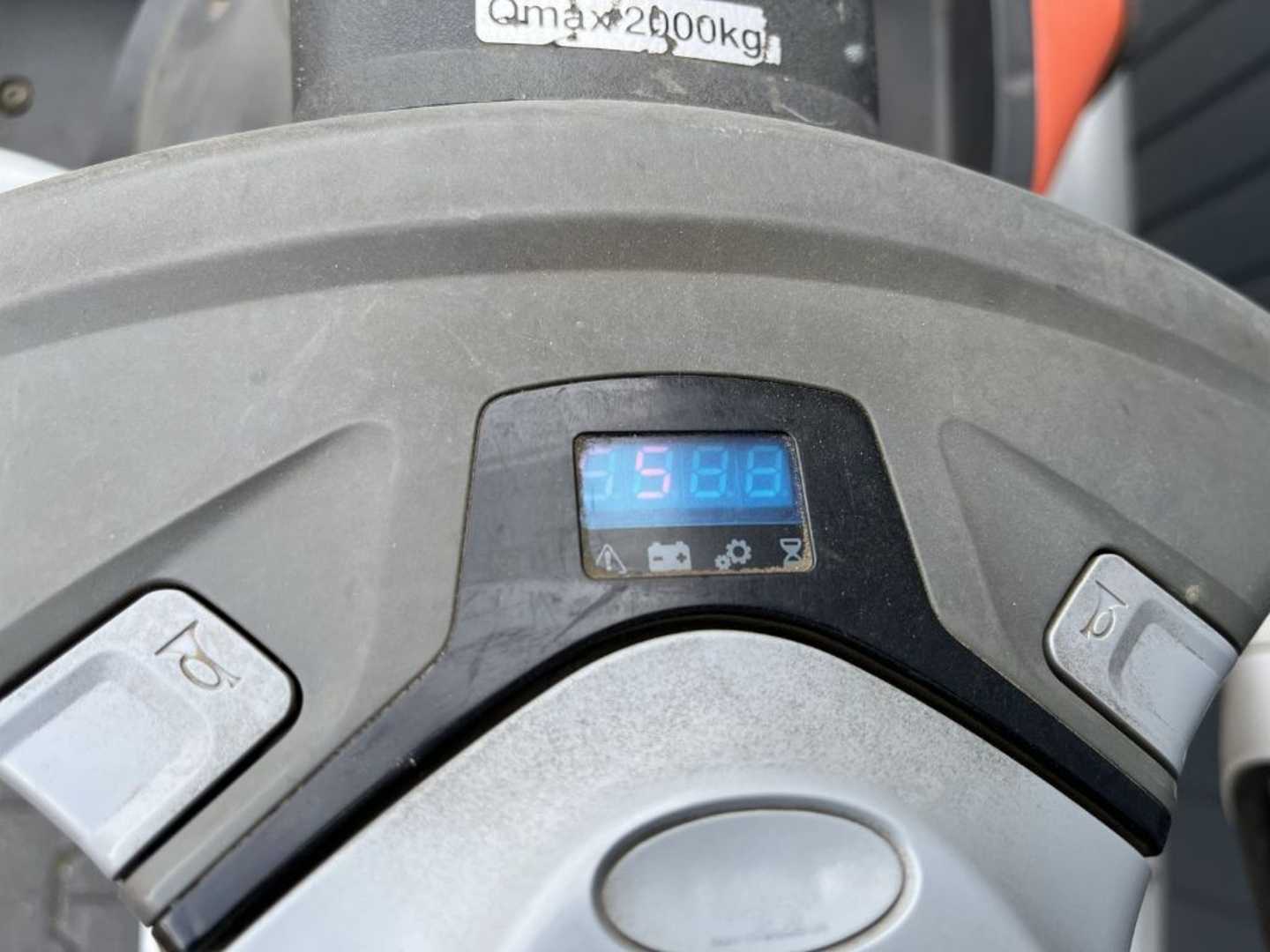 Used Forklift BT LPE200 Žemo kėlimo krautuvas su grąžulu (Image 7) Used Forklift BT LPE200 Žemo kėlimo krautuvas su grąžulu (Image 7)