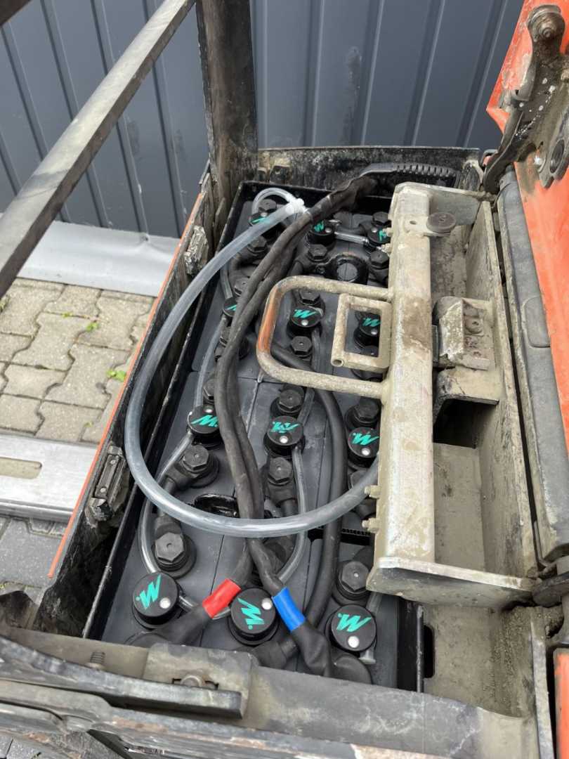 Used Forklift BT LPE200 Žemo kėlimo krautuvas su grąžulu (Image 5) Used Forklift BT LPE200 Žemo kėlimo krautuvas su grąžulu (Image 5)