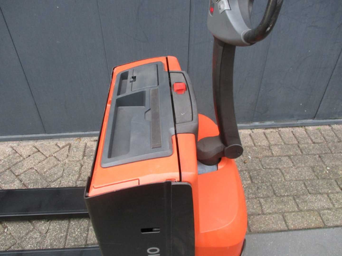 Used Forklift BT LWE 180 Žemo kėlimo krautuvas su grąžulu (Image 6)