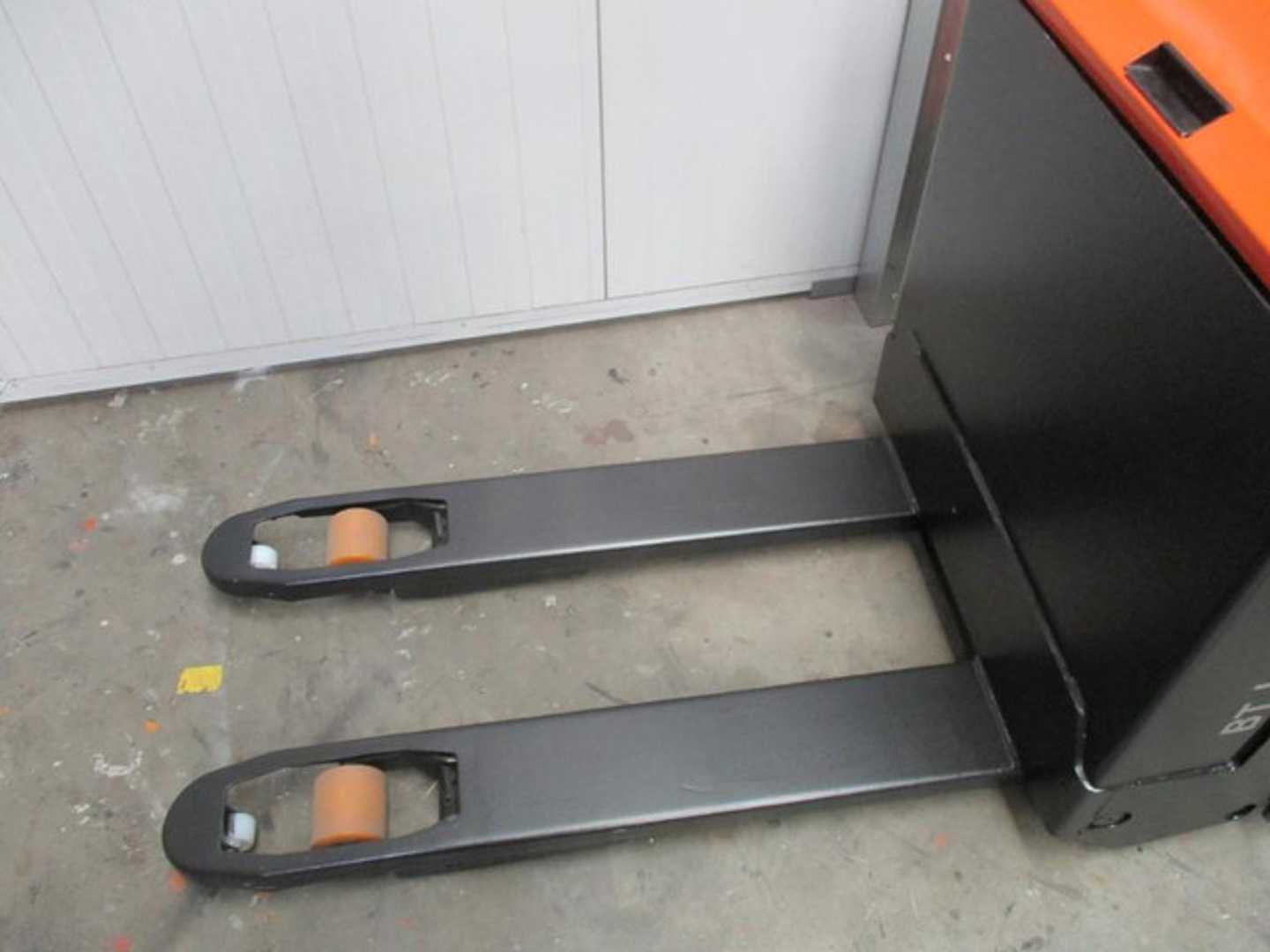 Used Forklift BT LWE160 Žemo kėlimo krautuvas su grąžulu (Image 7) Used Forklift BT LWE160 Žemo kėlimo krautuvas su grąžulu (Image 7)