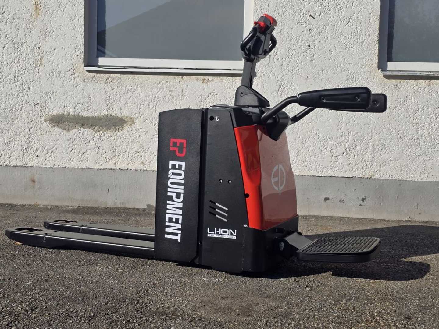 Used Forklift EP RPL201 Žemo kėlimo krautuvas su grąžulu (Image 1) Used Forklift EP RPL201 Žemo kėlimo krautuvas su grąžulu (Image 1)