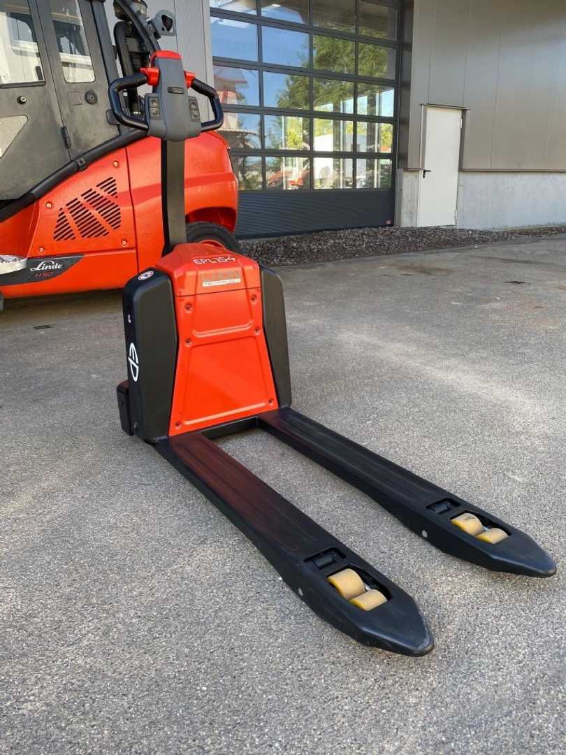 Used Forklift EP EPL 154 NEU Žemo kėlimo krautuvas su grąžulu (Image 3) Used Forklift EP EPL 154 NEU Žemo kėlimo krautuvas su grąžulu (Image 3)