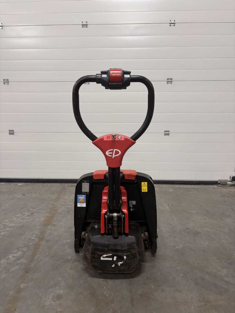 Used Forklift EP F4 Žemo kėlimo krautuvas su grąžulu (Image 2) Used Forklift EP F4 Žemo kėlimo krautuvas su grąžulu (Image 2)