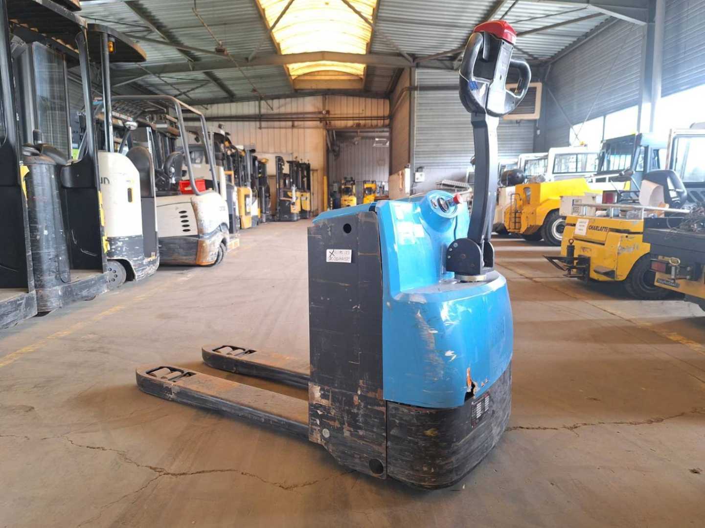 Used Forklift Heli CBD20-150 Žemo kėlimo krautuvas su grąžulu (Image 18)